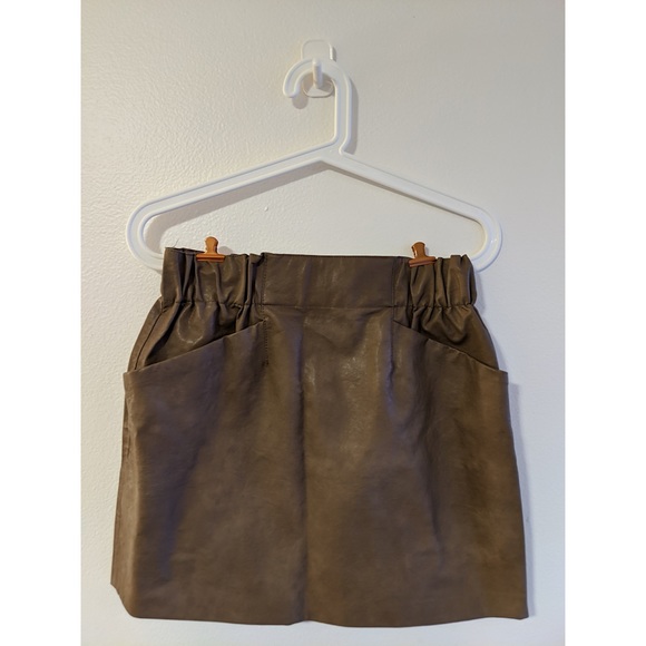 Zara Faux leather mini skirt - Picture 1 of 4